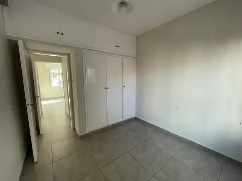 Casa a la venta! A mts Valparaíso! Totalmente renovada 