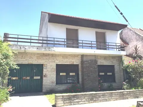 Casa 2 Plantas en Venta