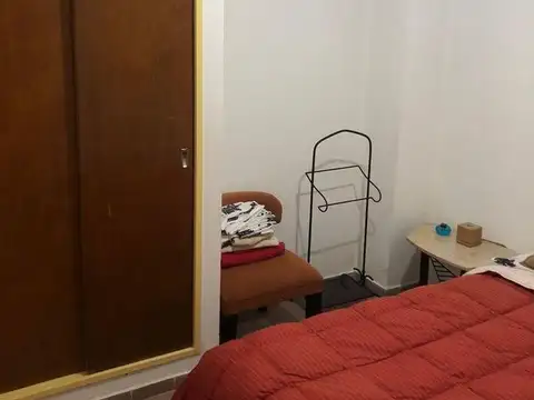 VENTA DEPTO UN DORMITORIO, PATIO, LA SEXTA