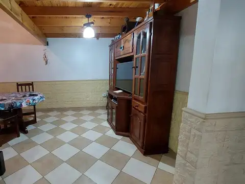 Casa en Venta en Ezpeleta Este, USD 120.000