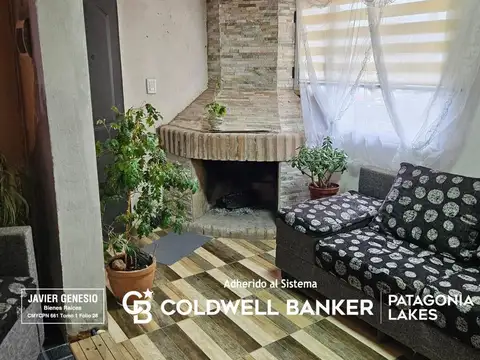 Casa 6 ambientes con 2 baños