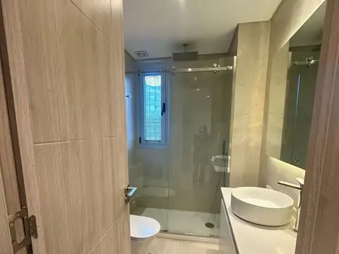 Departamento 4 ambientes con 3 baños