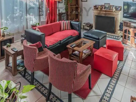 Venta de casa en Barrio Parque El Rocío, Del Viso, Pilar