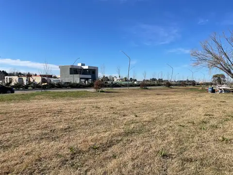 Terreno en Venta en Pueblo Esther, Rosario