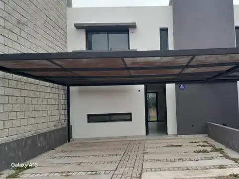 Casa en Alquiler en Cordoba, Capital