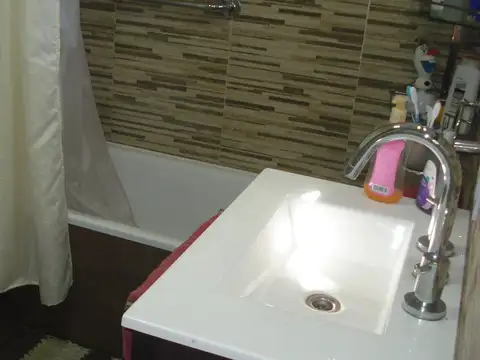 Casa en Venta en Flores, USD 138.000