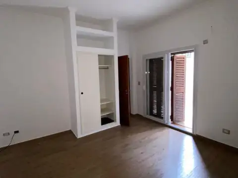 Depto Tipo Casa en Venta al Este