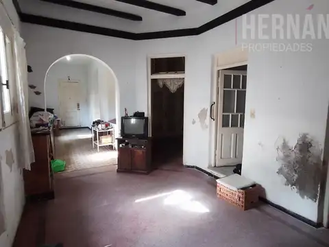 CASA TIPO PH CON PATIO, EN PLANTA BAJA QUILMES CENTRO