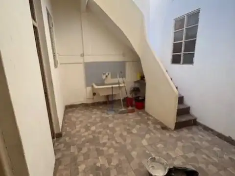 Depto Tipo Casa 4 ambientes con 1 baño