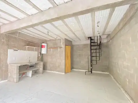 Departamento en Alquiler en Bella Vista, $ 700.000