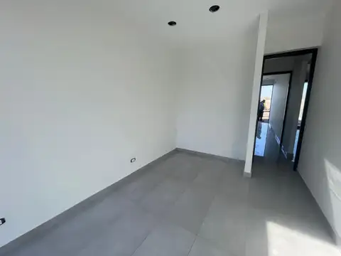 CASA VENTA 2 DORM A  ESTRENAR EL SAUCE GUAYMALLEN