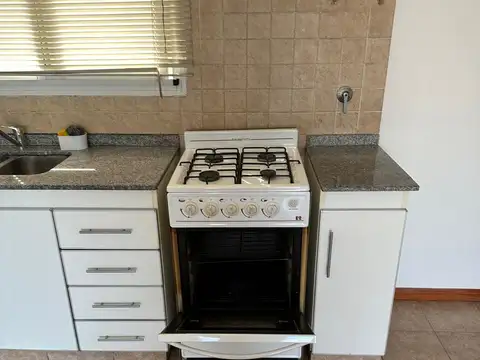 Departamento en Alquiler en Villa Pueyrredon, $ 450.000