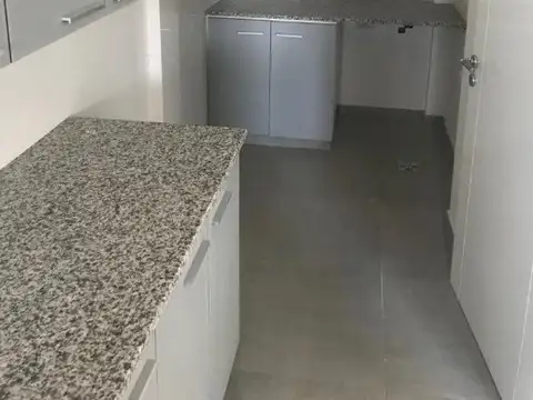 Departamento en Alquiler en Bernal, $ 1.000.000