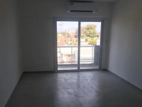 Departamento en Alquiler de 4 ambientes