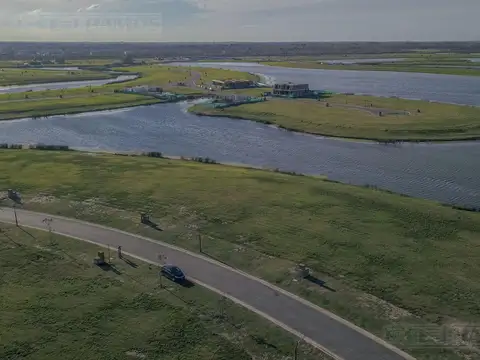Terreno al lago, BARRIO AMARRAS, Puertos / Escobar