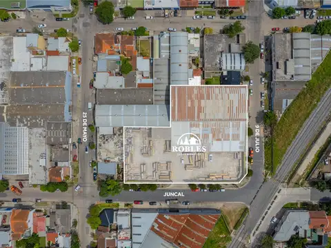 Juncal 1400