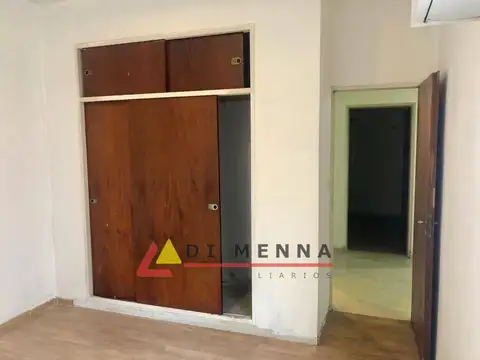 Departamento en Alquiler en Caseros, $ 650.000
