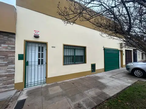 VENTA CASA 3 AMB PATIO, PARRILLA  Y GALPON