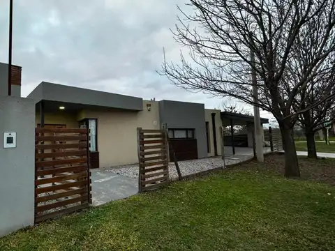 Los Pinos al 100
