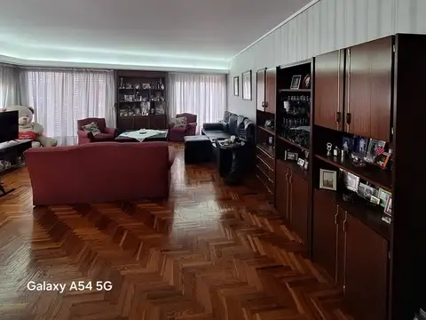 Departamento en Venta de 4 ambientes