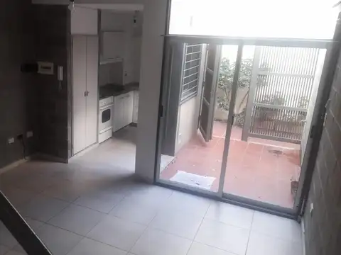 PH | 2 AMB | ALQUILER EN URQUIZA | CON PATIO