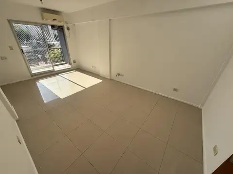 Departamento en venta 2 ambientes con balcón al frente