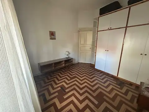 VENTA PH 3 AMBIENTES C/PATIO EN CARAPACHAY