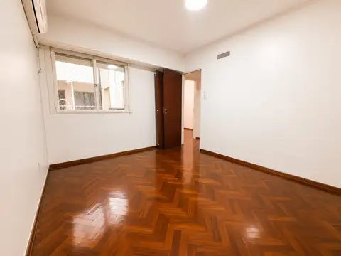 Avenida Pellegrini 700