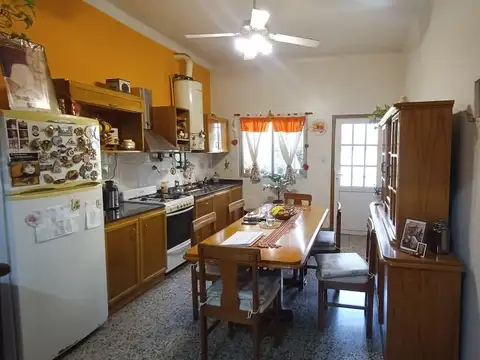 Depto Tipo Casa en Venta con 1 cocheras