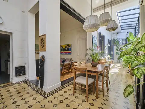 Venta PH 3 dormitorios antiguo, refaccionado y sin expensas, con patio cubierto | Palermo
