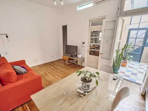 Depto Tipo Casa en Alquiler 50 años