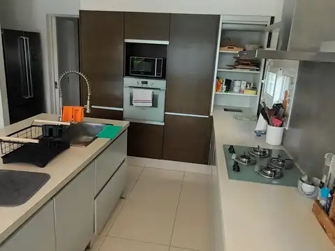 Casa  en Venta en Los Alisos, Nordelta, Tigre