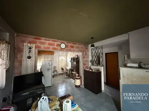 Casa 3 ambientes con 2 baños