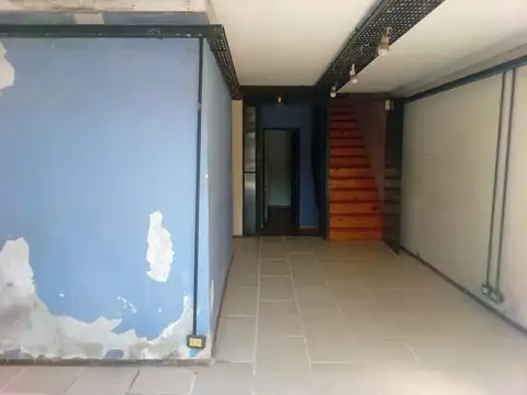 Casa 6 ambientes con 3 baños