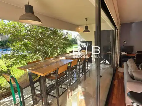 Departamento 4 ambientes con 2 baños