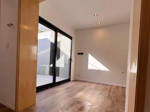 Depto Tipo Casa en Venta de 2 ambientes