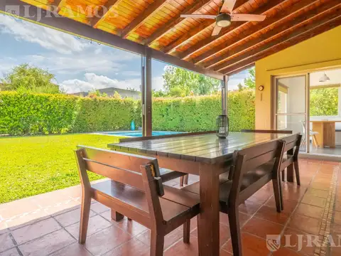 Casa en Venta al Noreste
