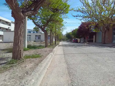 VENTA DE EXCELENTE TERRENO EN ZONA COMERCIAL