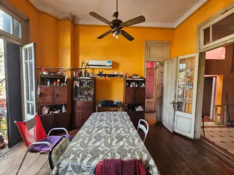 Depto Tipo Casa en Venta de 4 ambientes