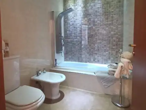 Casa en Venta en Rosario, USD 350.000