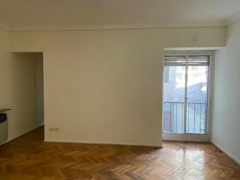 Departamento en Alquiler en Recoleta, $ 650.000