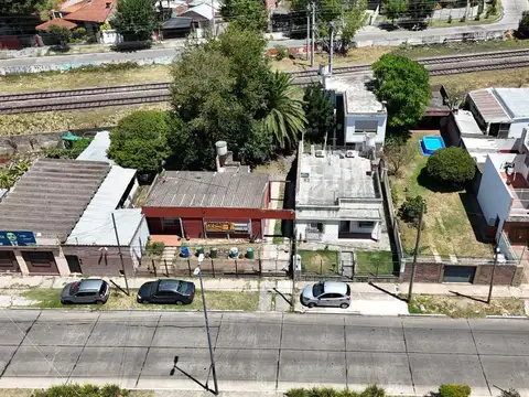 AV MITRE  al 3100, Berazategui