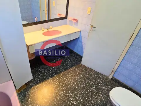 Pres. Hipólito Yrigoyen al 3600