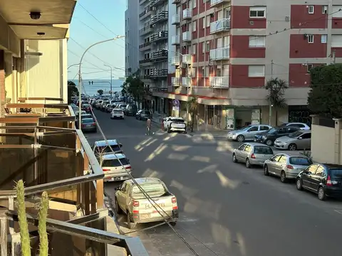 Venta Departamento 2 Amb. Frente c/Balcón La Perla