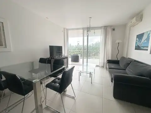 Departamento en Alquiler con 1 cocheras