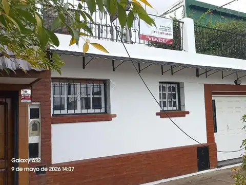 Venta Casa 6 ambientes Parque Patricios con Patio y terraza