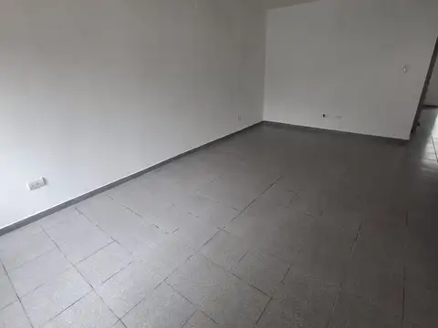 Departamento en Alquiler en Venado Tuerto, $ 570.000