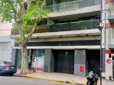 Local en Alquiler - Flores 
