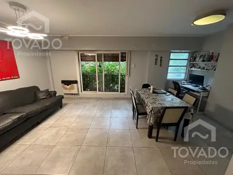 Casa 4 Ambientes con Terraza y Cochera en Caballito!