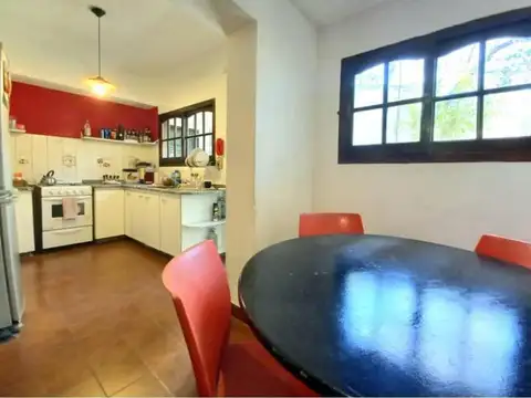 CASA EN VENTA - Castelar Norte